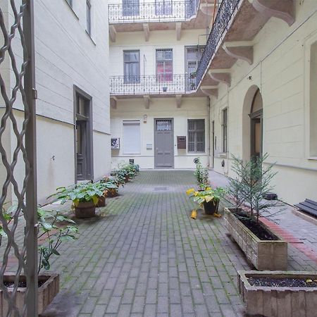 Weiner Cozy Apartment Budapest Exterior foto